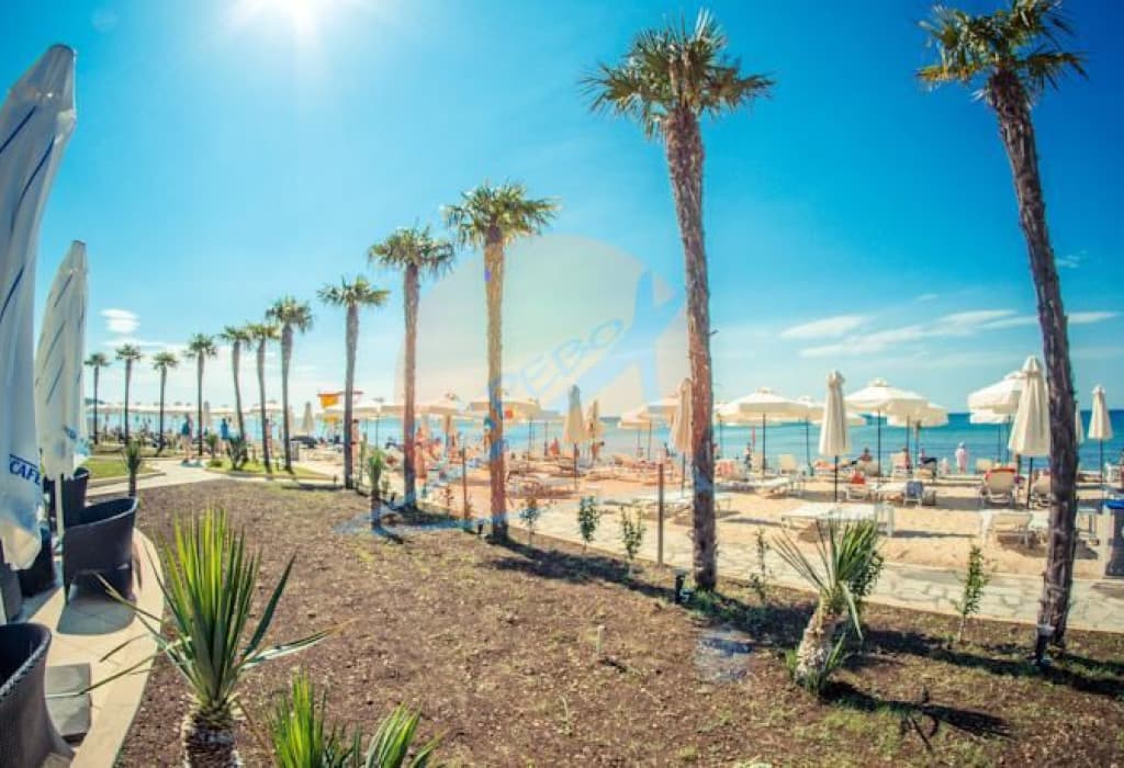  Елените, първа линия, обзаведен двустаен с прекрасна гледка море, Привилидж Форт Бийч (Privilege Fort Beach)