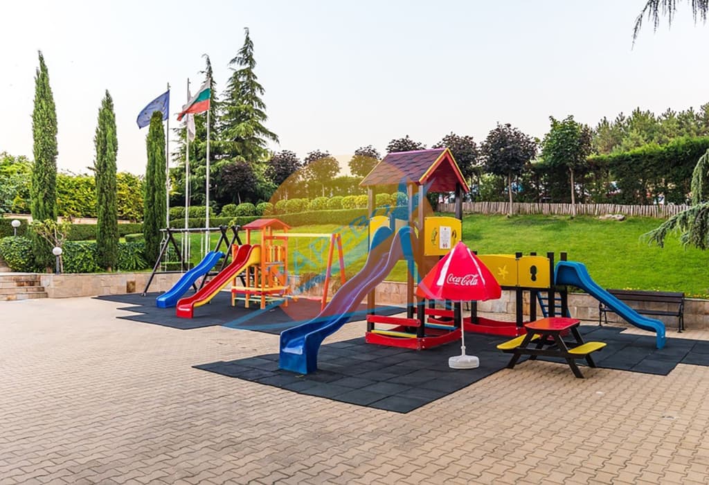 Свети Влас, първа линия, директна гледка море, просторен обзаведен двустаен, Тива дел мар/Цезар Палас