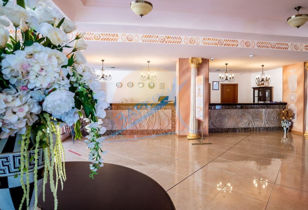 Свети Влас, първа линия, директна гледка море, просторен обзаведен двустаен, Тива дел мар/Цезар Палас