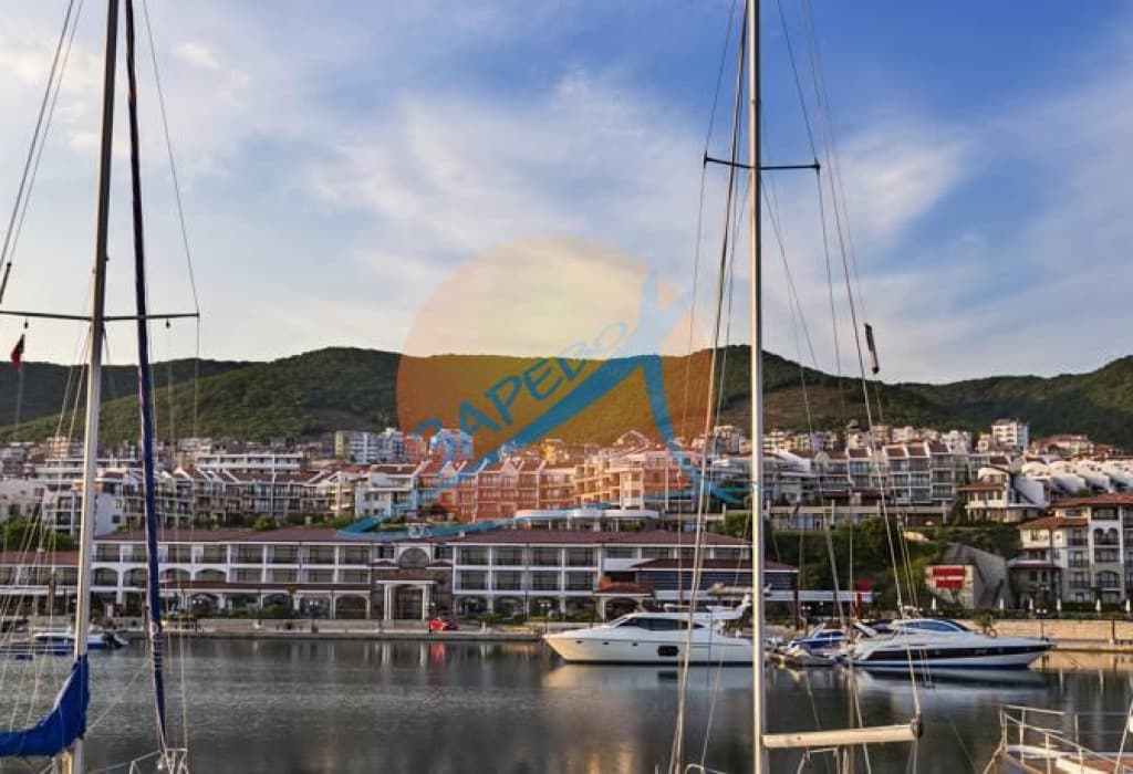 Каса Дел Мар (Casa Del Mar), Диневи груп, Свети Влас