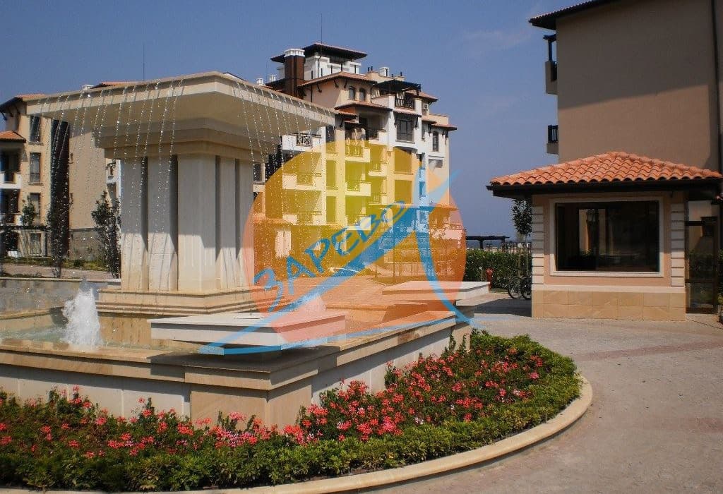 Лозенец, Оазис Бийч Клуб, двустаен обзаведен с прекрасна гледка градина и море, Oasis Beach Club, Lozenets.