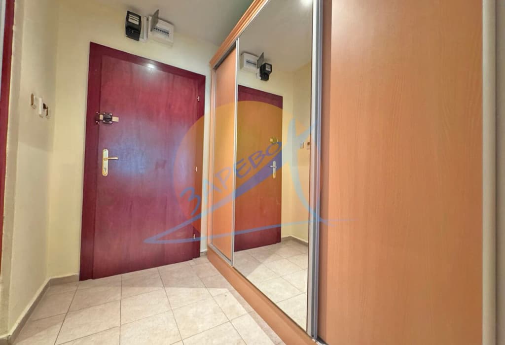 Слънчев бряг, обзаведено студио, 50 метра от плажа, целогодишен комплекс, ниска такса, Планета (Planeta)