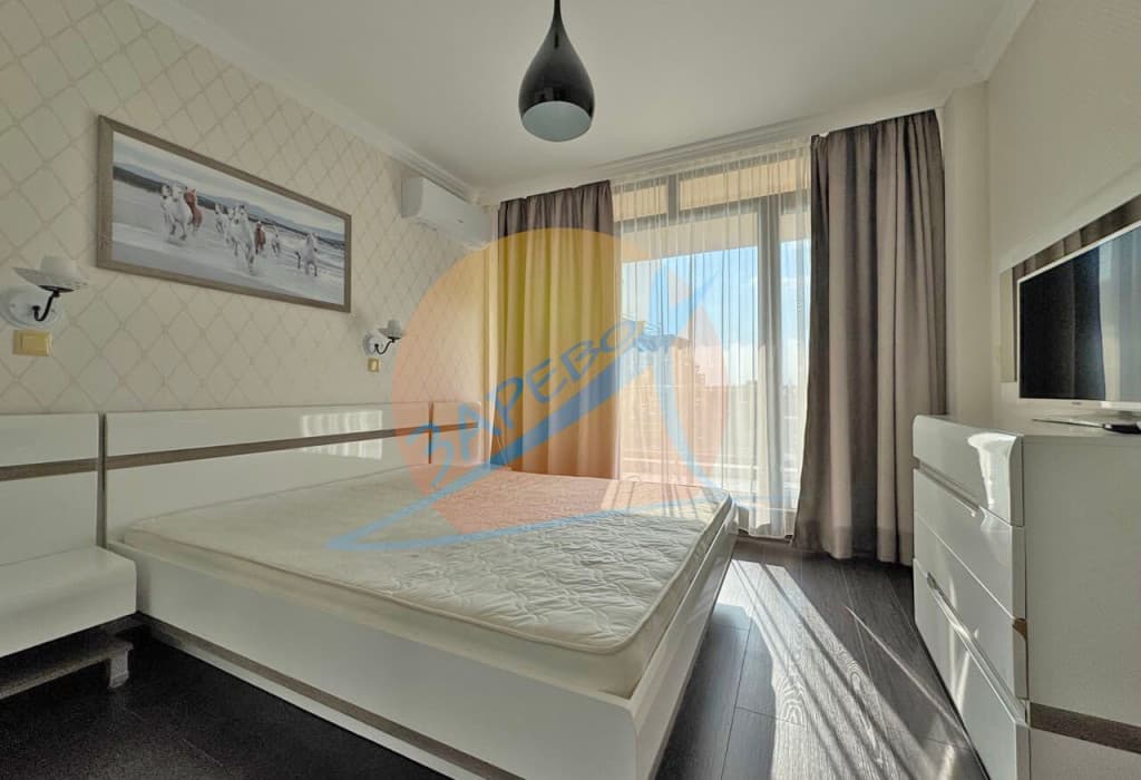 Диневи Ризорт, Свети влас, обзаведен двустаен с гледка море, Долче Вита 2 (Dolce Vita 2)