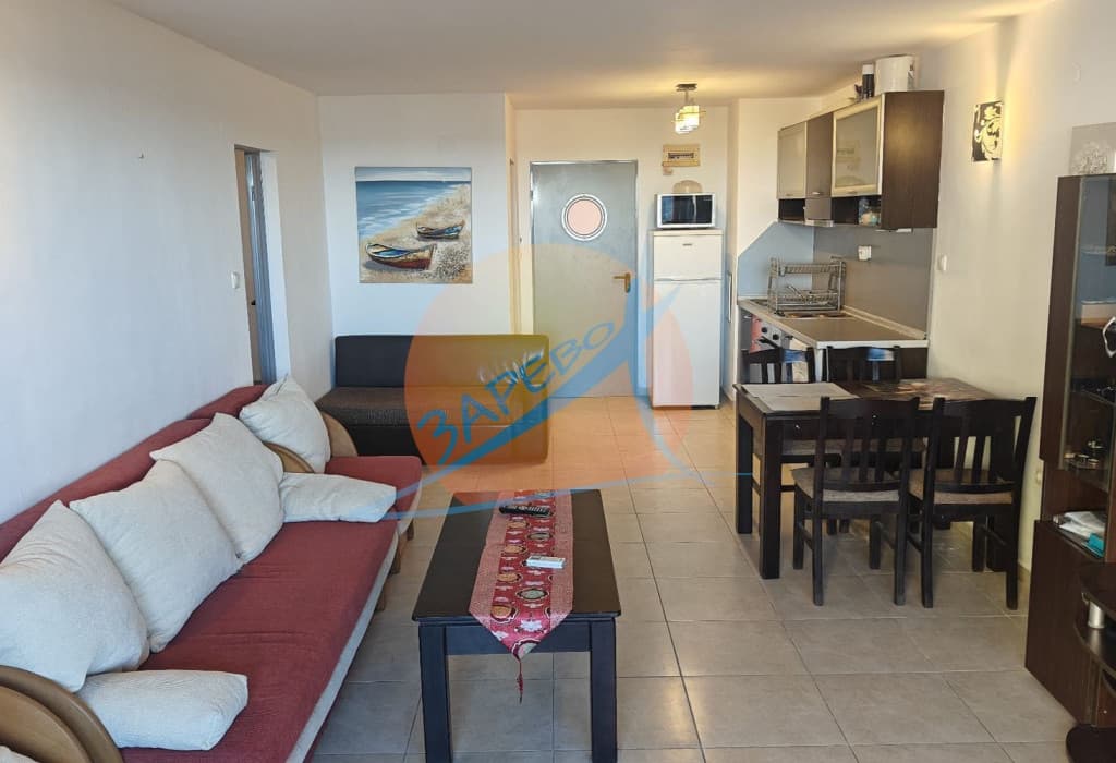 Созопол, Хармани, с паркомясто, двустаен с пряка гледка море срещу плажа, ниска поддръжка, готови документи!