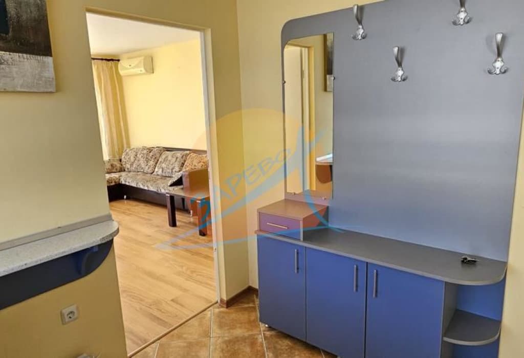 Поморие,  тристаен с голяма тераса и гледка море, без такса поддръжка, Акт 16,  ул. Поп Сава Катрафилов,