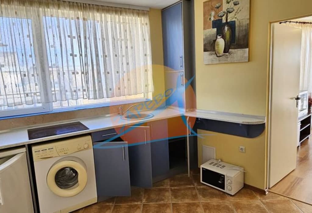 Поморие,  тристаен с голяма тераса и гледка море, без такса поддръжка, Акт 16,  ул. Поп Сава Катрафилов,