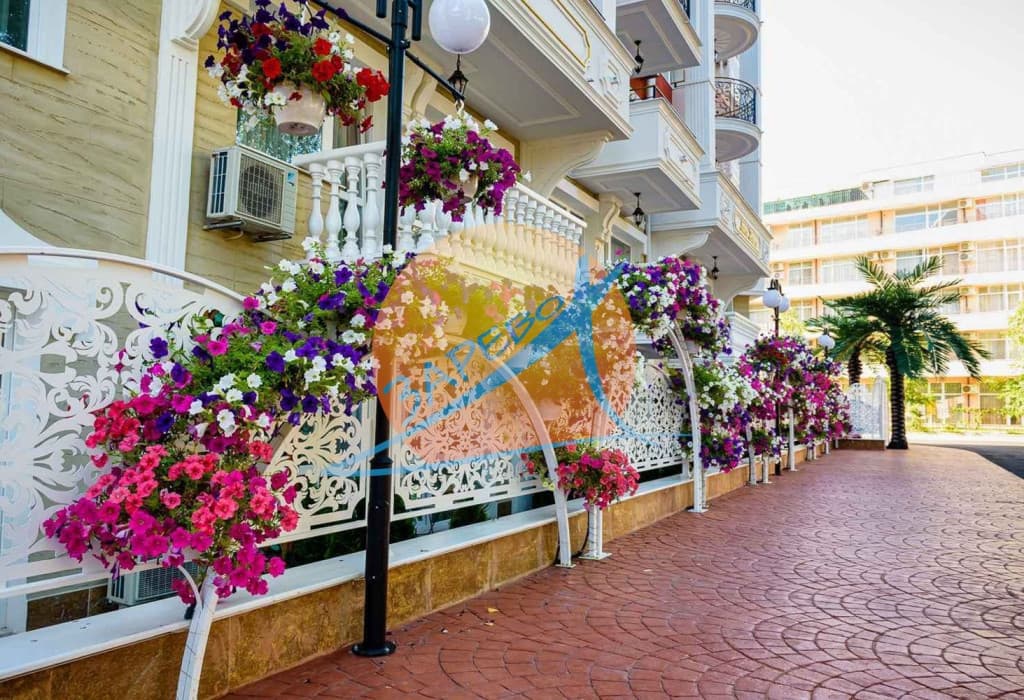 Слънчев бряг, стилно обзаведен тристаен, луксозен комплекс Sweet homes 6 / Суит Хоумс 6 