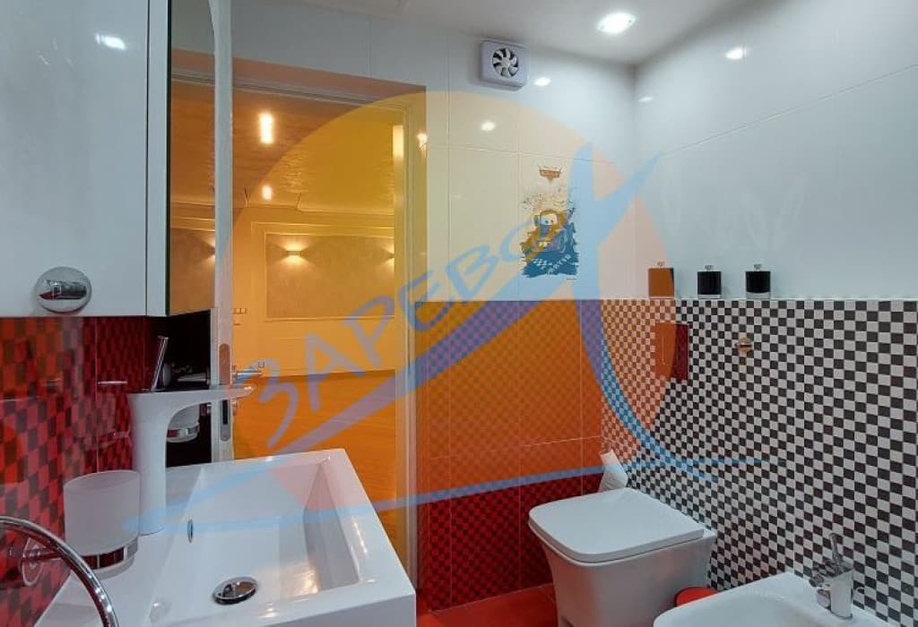 Поморие, триетажна къща лукс с басейн, камина, паркомeстa, гледка море, Виктория Роял Гарден (Victoria Royal Garden)