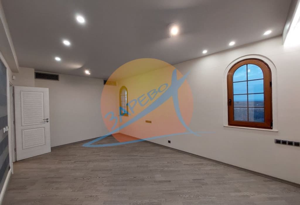 Поморие, триетажна къща лукс с басейн, камина, паркомeстa, гледка море, Виктория Роял Гарден (Victoria Royal Garden)