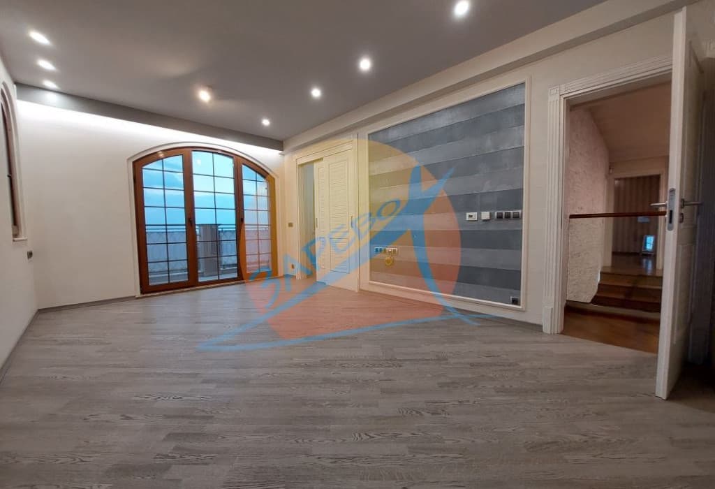 Поморие, триетажна къща лукс с басейн, камина, паркомeстa, гледка море, Виктория Роял Гарден (Victoria Royal Garden)