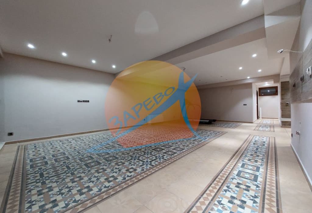 Поморие, триетажна къща лукс с басейн, камина, паркомeстa, гледка море, Виктория Роял Гарден (Victoria Royal Garden)