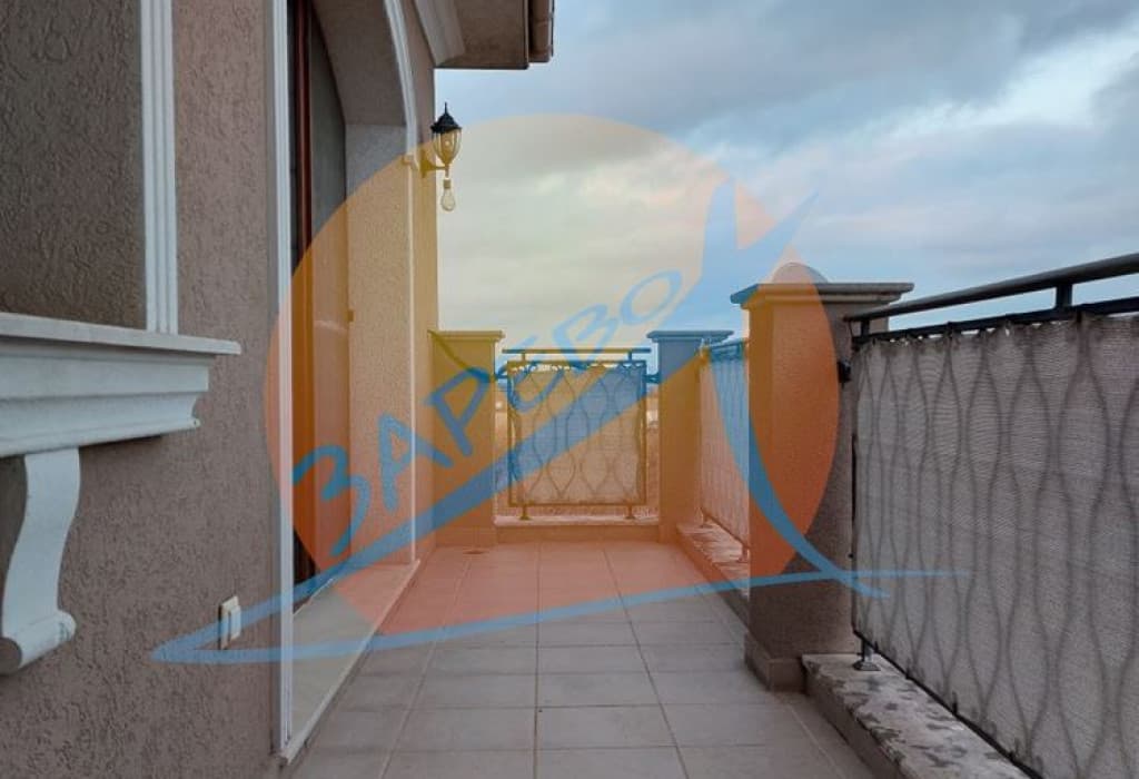 Поморие, триетажна къща лукс с басейн, камина, паркомeстa, гледка море, Виктория Роял Гарден (Victoria Royal Garden)