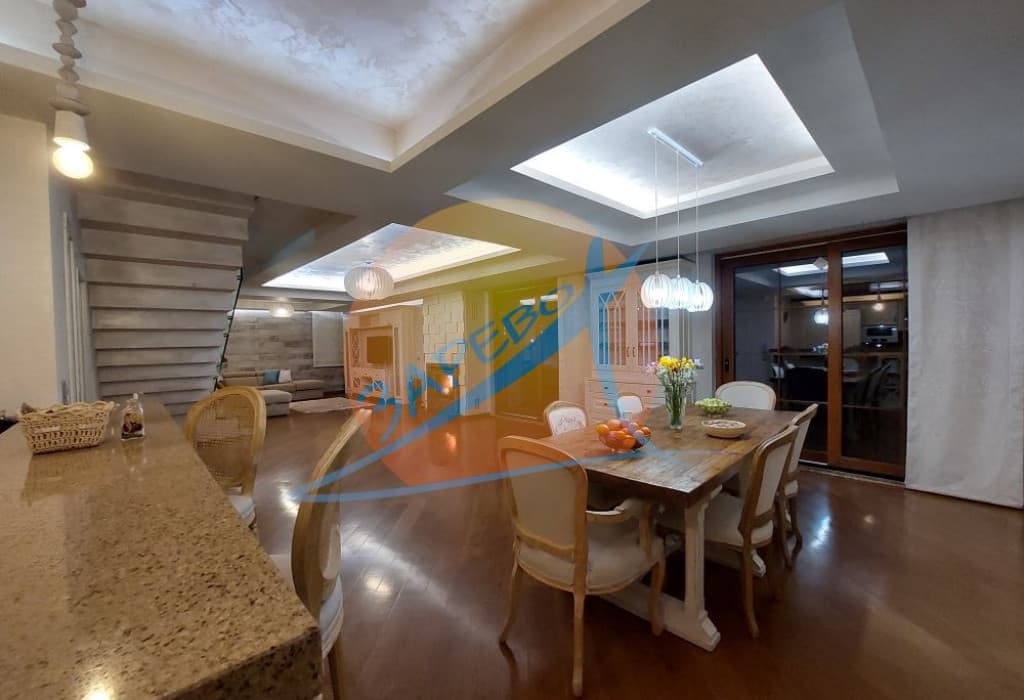 Поморие, триетажна къща лукс с басейн, камина, паркомeстa, гледка море, Виктория Роял Гарден (Victoria Royal Garden)