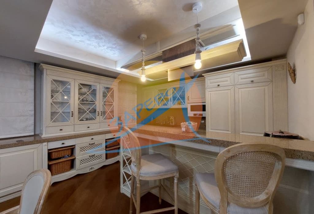 Поморие, триетажна къща лукс с басейн, камина, паркомeстa, гледка море, Виктория Роял Гарден (Victoria Royal Garden)