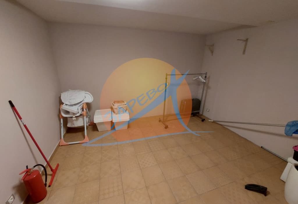 Поморие, триетажна къща лукс с басейн, камина, паркомeстa, гледка море, Виктория Роял Гарден (Victoria Royal Garden)