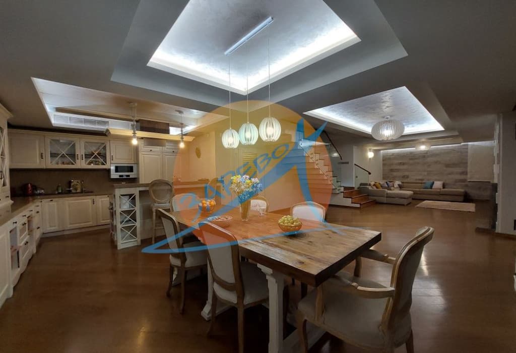 Поморие, триетажна къща лукс с басейн, камина, паркомeстa, гледка море, Виктория Роял Гарден (Victoria Royal Garden)