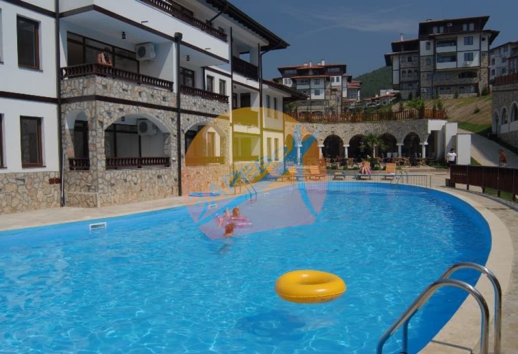 Апартаменти под наем в Диневи, Свети влас, Етъра III