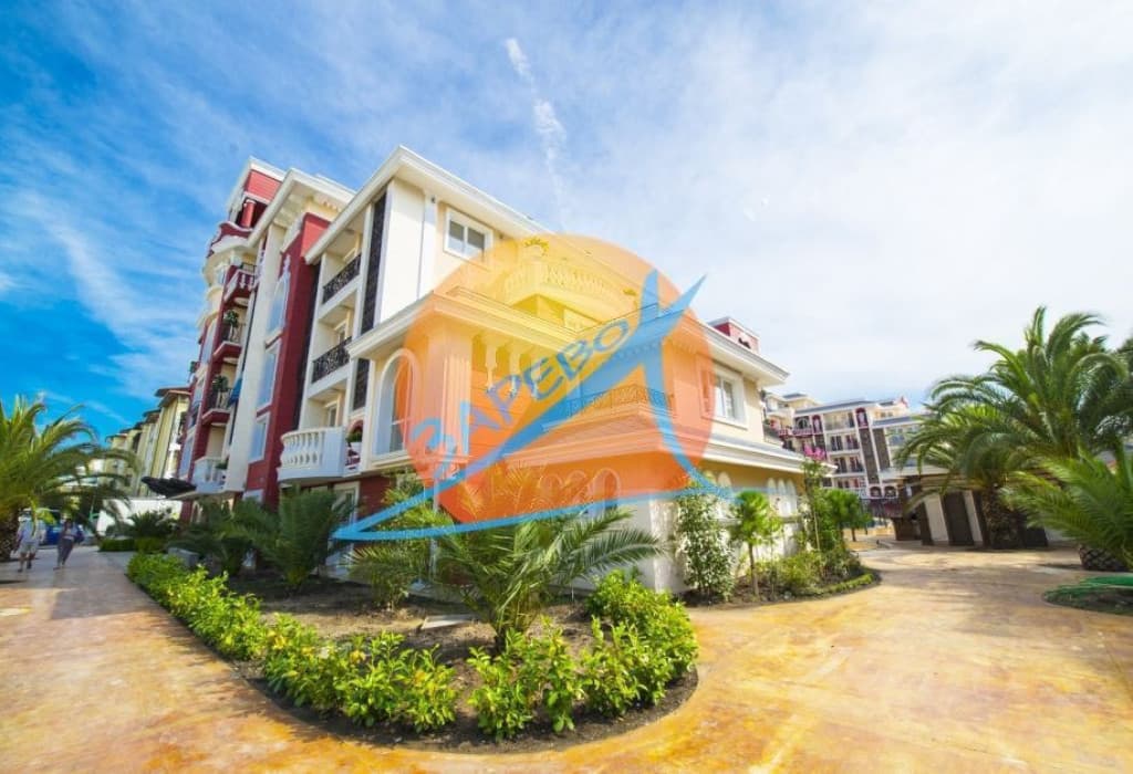 Слънчев бряг, просторен тристаен обзаведен с гледка басейн, Месембрия Резорт (Messembria Resort)